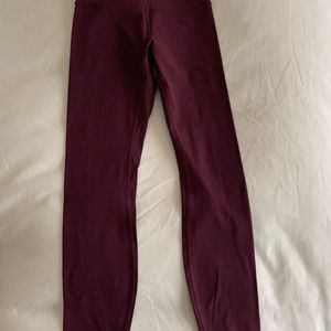 Lululemon size 4 burgundy leggings